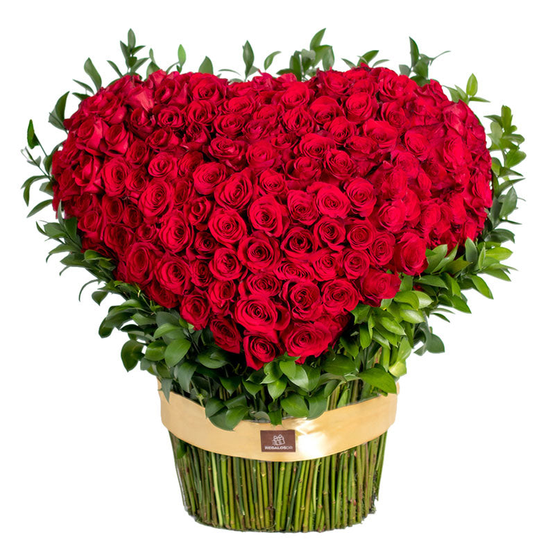 Arreglo Floral en forma de corazon